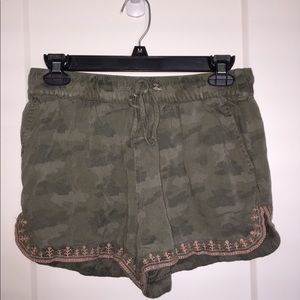 Camo Linen Shorts